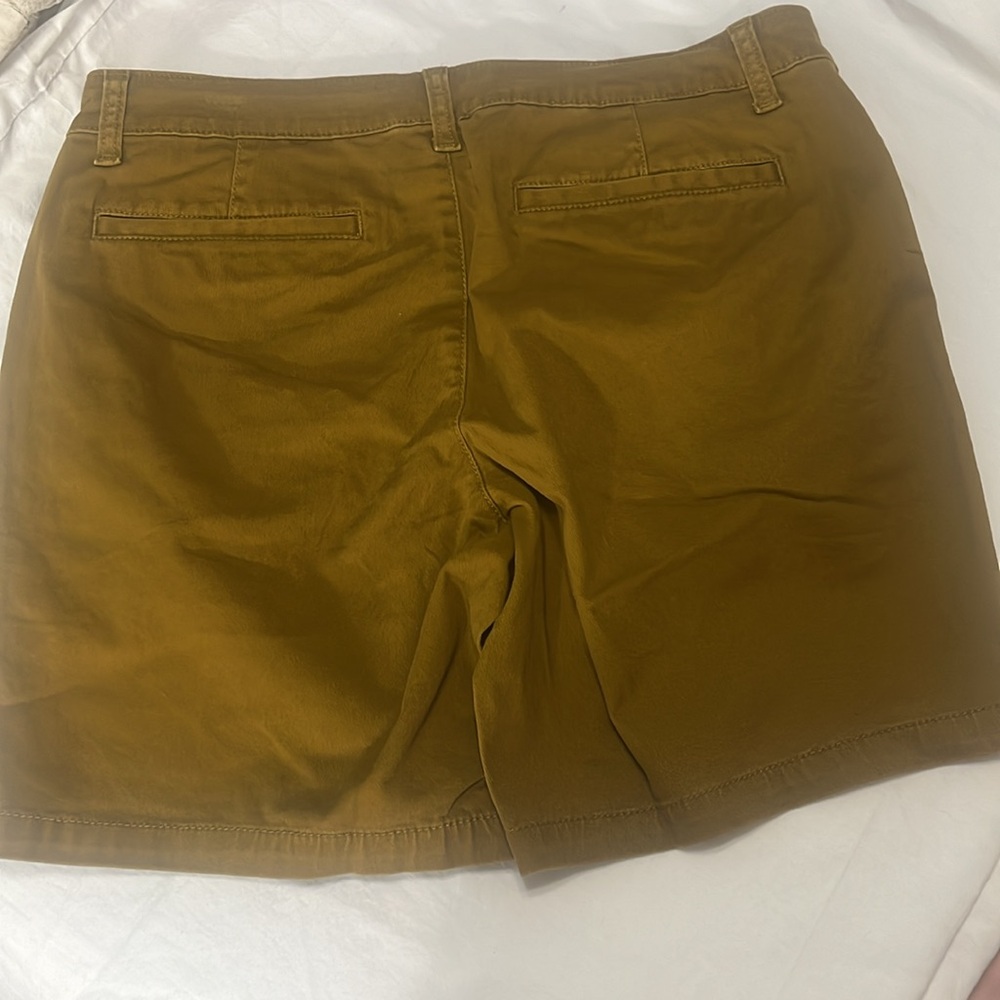 Ana size 6 shorts - Picture 3 of 4
